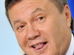 Янукович даст пресс-конференцию в России