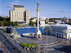 Бондаренко: Киев - на грани дефолта