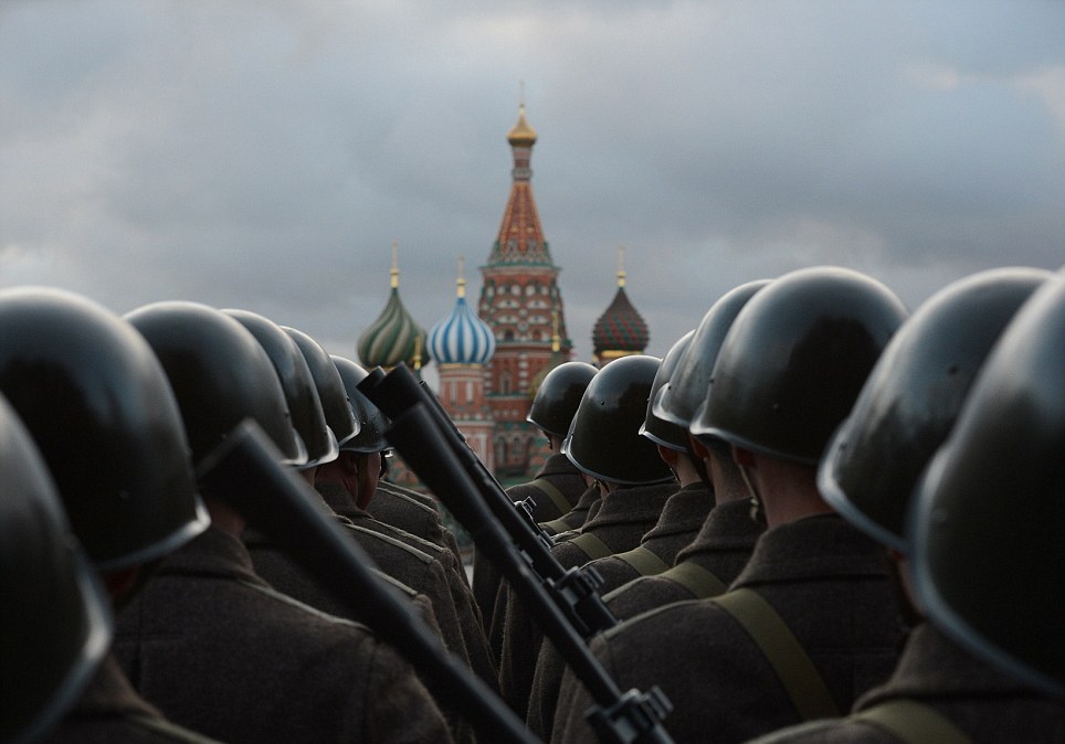 Россия объявила военные учения 