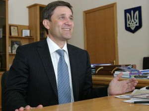 Донецкий облсовет избрал председателем экс-губернатора Шишацкого