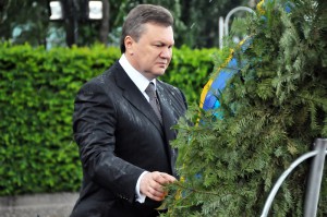 Януковича могут лишить звания регионала