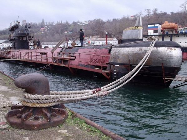 Украине вернут подводную лодку 