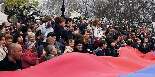 В Одессе пикетируют сессию облсовета 