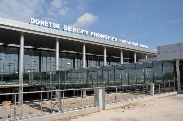 Аэропорт Донецка закрыли до конца июня 