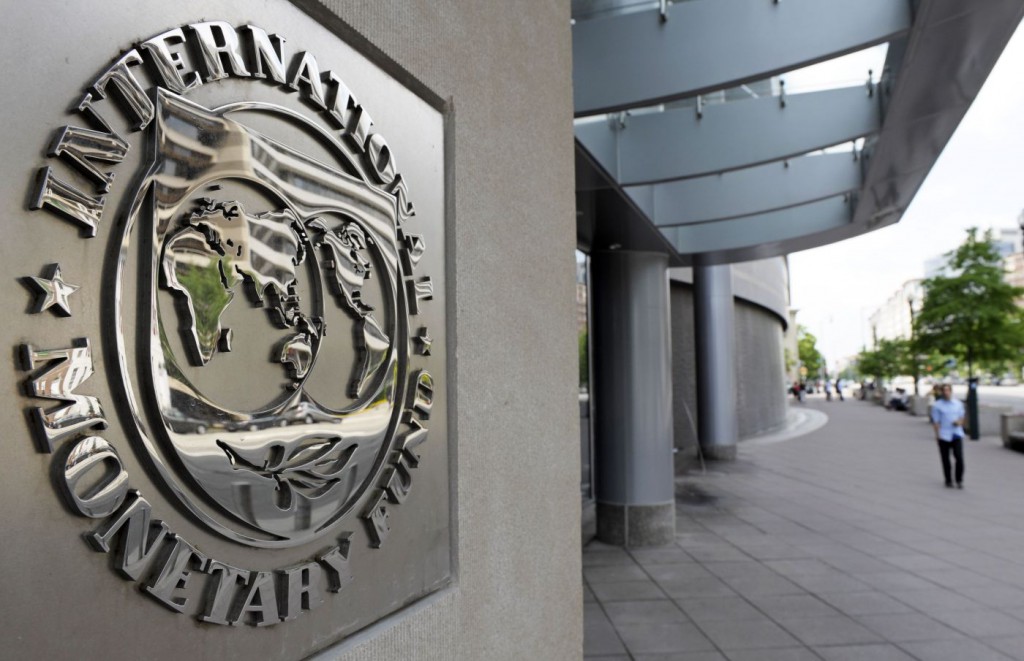 МВФ сохраняет поддержку стран-банкротов