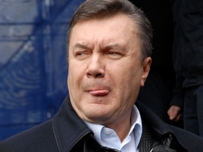 Янукович: Украина - одной ногой в гражданской войне