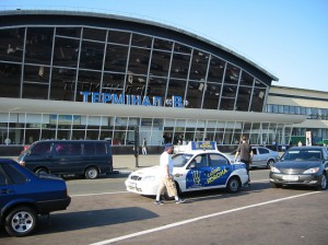 В «Борисполе» заминировали терминал «В» 