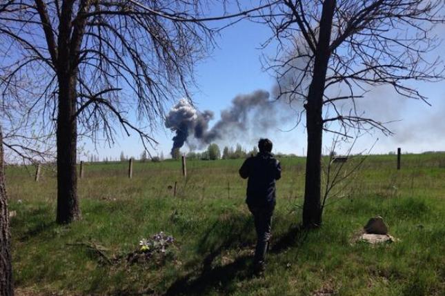 Ситуация в Славянске: продолжаются бои, кружат самолеты. Видео