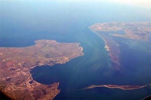В Крыму строят переправу между Керчью и Темрюком