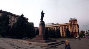 Памятник Ленину демонтировали в Днепропетровске
