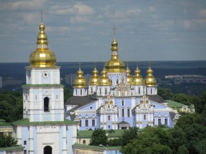 В Киеве собираются участники марша по случаю Дня добровольца