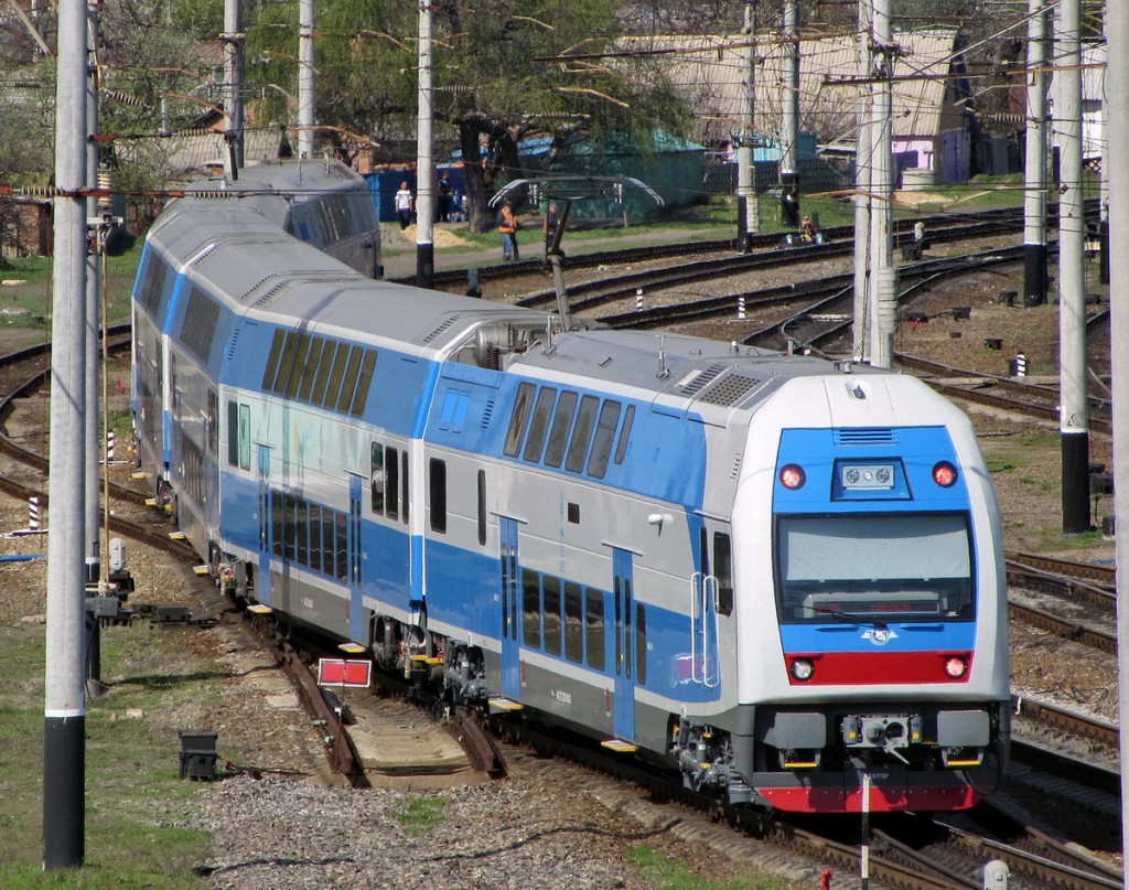 Укрзализныця запустила двухэтажный поезд в Тернополь