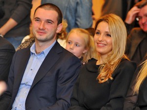 Бойфренд Жени Тимошенко развивает бизнес в Крыму