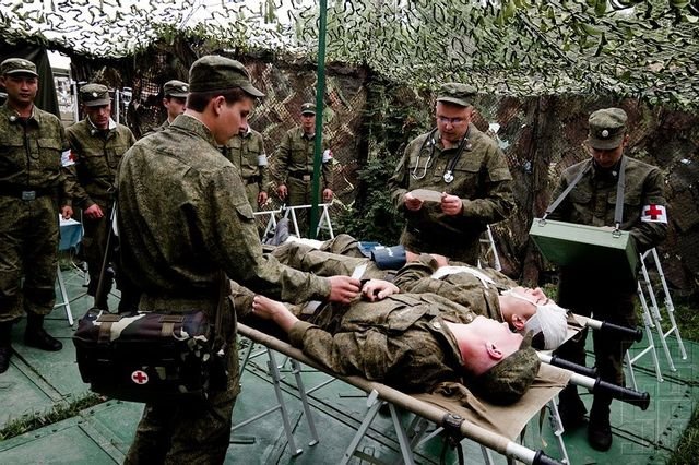 В медицинских ВУЗах Украины восстанавливают военную подготовку врачей