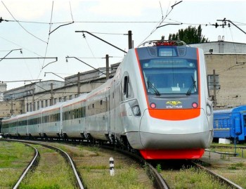 Украинские поезда намерены собирать в России