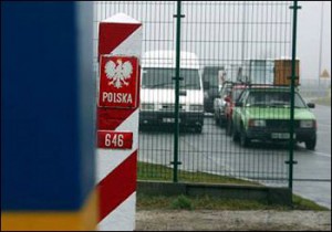 Польша перебросила на границу с Украиной 4,5 тыс пограничников