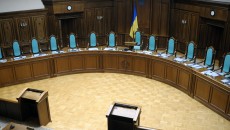 Президент назначил судьями КСУ Головатого и Лемака