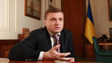 Разгон Майдана: Левочкин обменялся с Захарченко обвинениями
