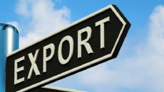 Объем экспорта рухнул на треть
