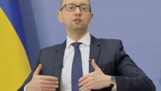 Яценюк похвалил министра, которого в «Самопомощи» хотят уволить