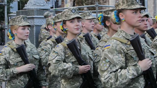 Українці збільшили свою довіру до ЗСУ - опитування