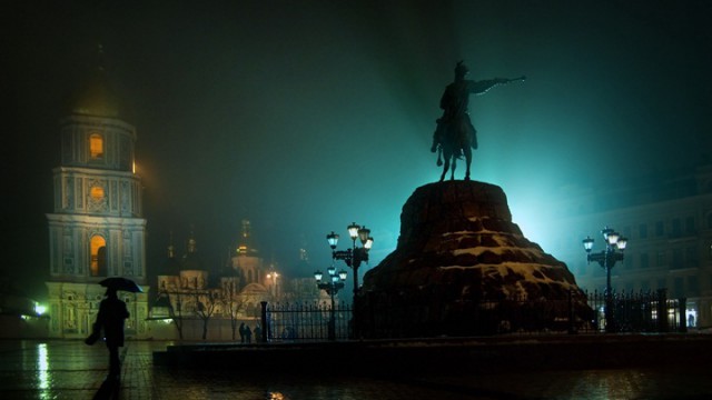 До конца года в Киеве обновят освещение