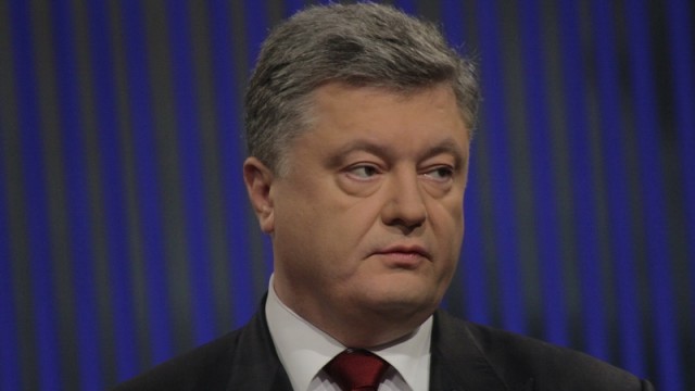 Порошенко пришел в Раду помолчать перед депутатами