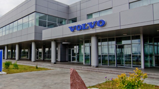 Volvo решил отозвать около 60 тыс. авто