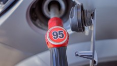 Нефтетрейдеры: Бензину дешеветь некуда