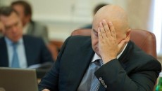 Суд арестовал 64 скважины компании министра Азарова