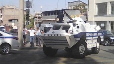 В Ереване второй день блокируется полицейский участок