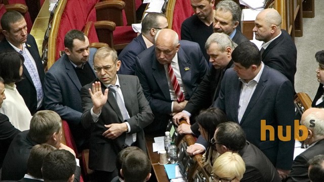 Партии Порошенко и Яценюка могут слиться