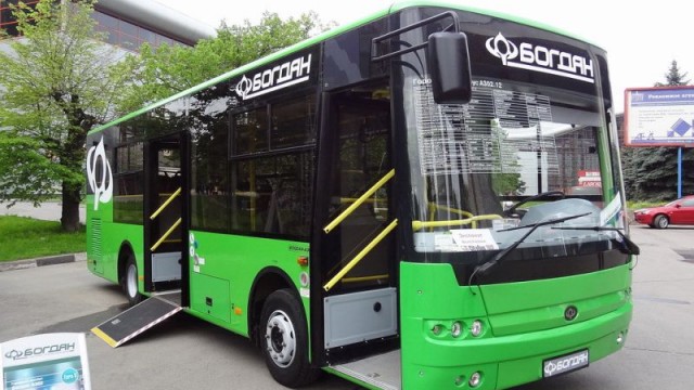 “Богдан” поставит 23 автобуса Львову