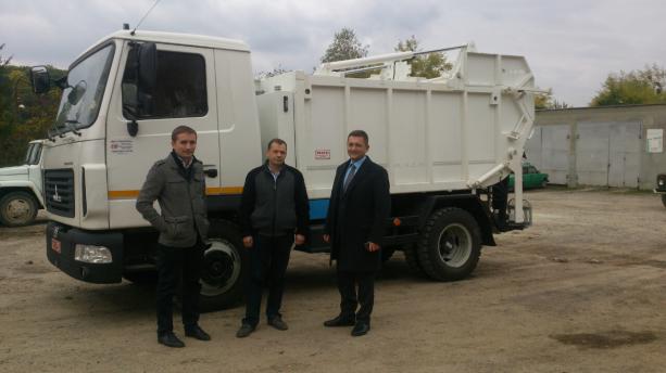 Львовская область приобретет 9 мусоровозов