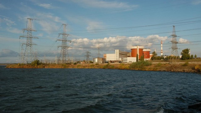 Третий блок Южно-Украинской АЭС отключен от энергосети