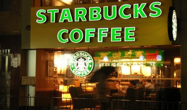 Выручка Starbucks выросла до рекорда за всю историю сети