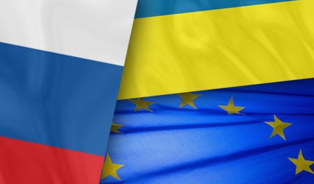 Международный обзор: Украина убеждает Запад говорить c Россией с позиции силы