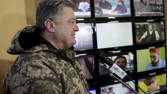 Донецк и Луганск смогут смотреть украинские телеканалы