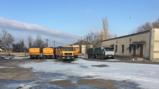 Правоохранители изъяли 50 украденных у завода МАЗ грузовиков
