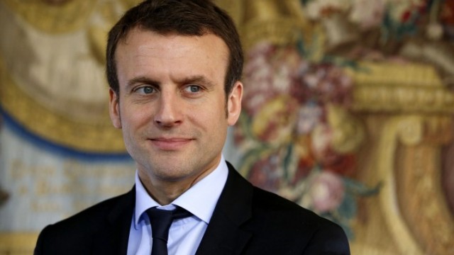 Макрон заигрывает с евроскептиками грозя выходом Франции из ЕС