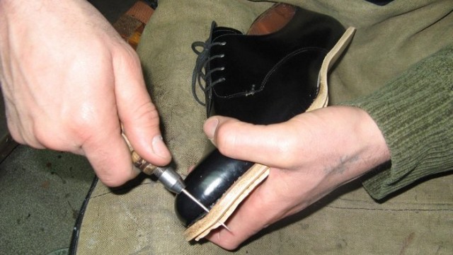 Как запустить сервис по ремонту обуви