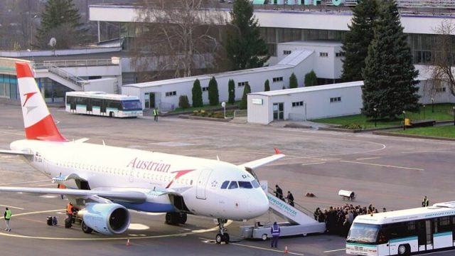 Жители и власти Днепра просят правительство помочь Ярославскому построить новый аэропорт