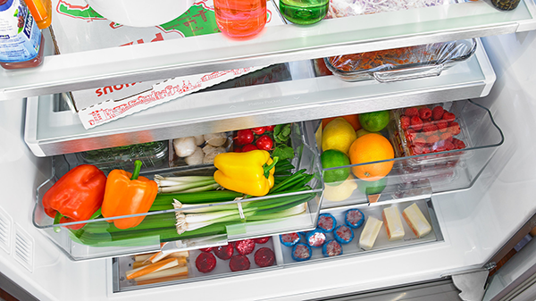 Почему холодильник не морозит: распространенные поломки