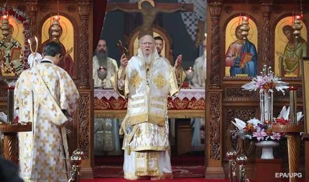 Украинская православная церковь получила Томос