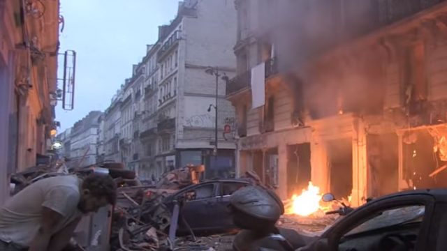В результате взрыва в парижской пекарне погибли четыре человека