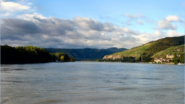 Переправа через Дунай может появиться к весне