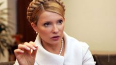 Тимошенко за деньги сгоняет людей под ЦИК, чтобы сорвать выборы, – соцсети