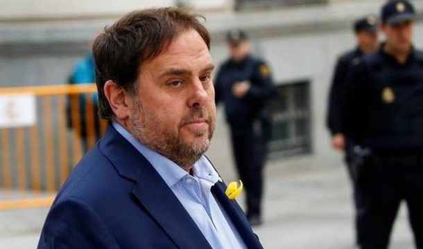 В Парламент Испании прошли лидеры Каталонии