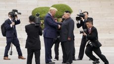 Трамп первым из американских президентов посетил КНДР