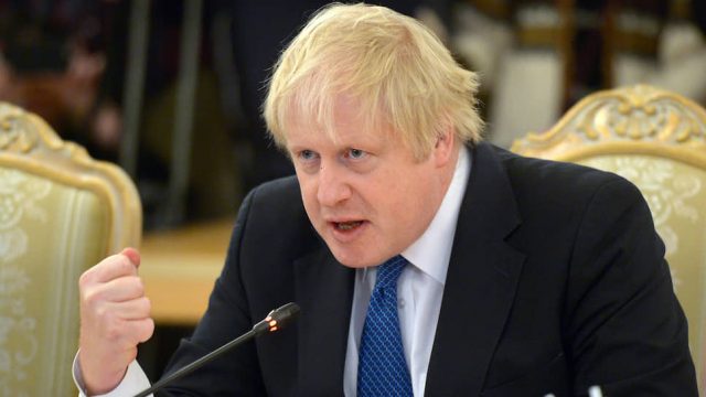 Премьер Британии предостерег Кремль от военного авантюризма в отношении Украины